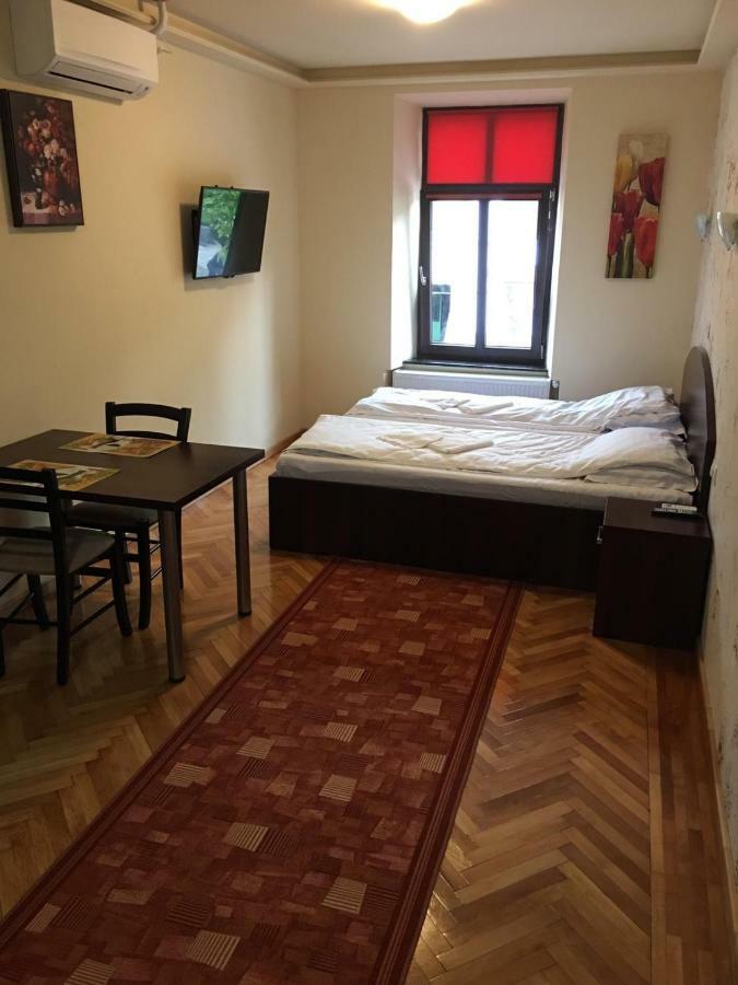 锡比乌 Casa Mots酒店 外观 照片